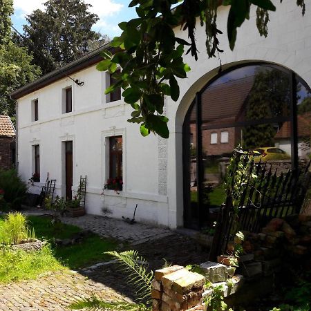 La cave au chat'pitre / l'étable Villers-le-Bouillet Esterno foto